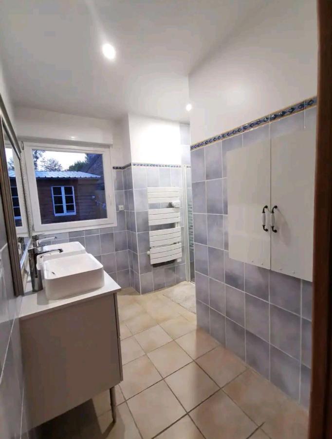 Le Petit Bacchus Hébergement de vacances Sainte-Croix-Hague